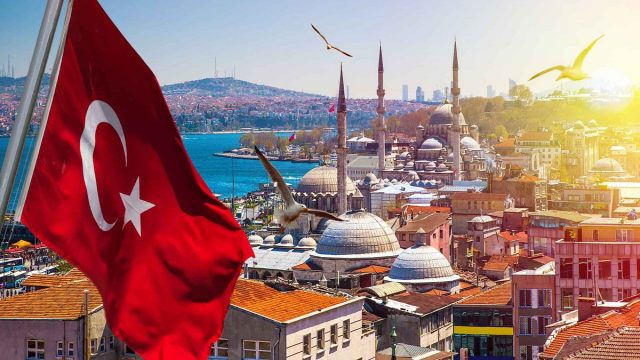 السياحة في ازميت