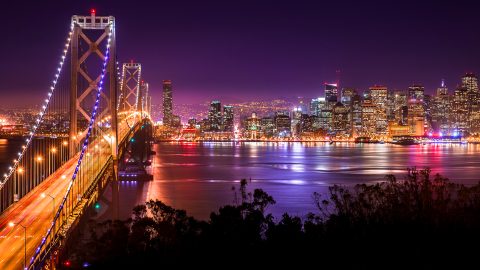 اين تقع سان فرانسيسكو بين مدن امريكا؟