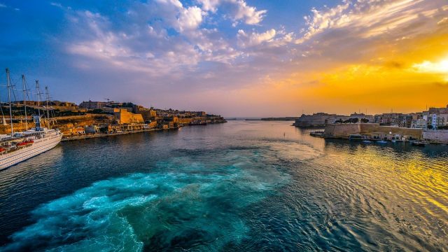اين تقع مالطا وكيفية السفر الى مالطا