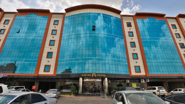 تقرير عن فندق بوابة الطائف