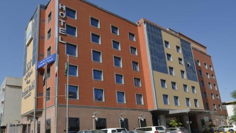 تقرير عن فندق الضباب ورويك الرياض