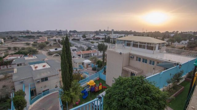تقرير عن فندق سفن جاردن