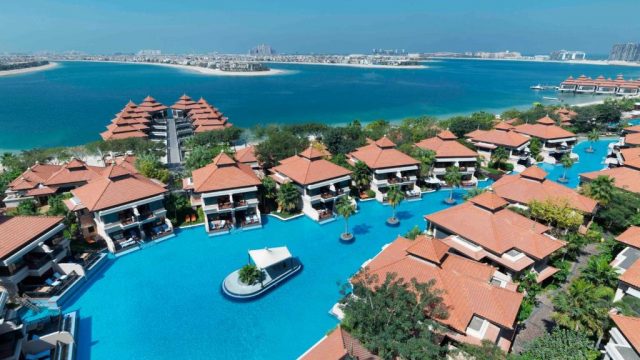 تقرير عن مزايا وعيوب منتجع النخلة دبي