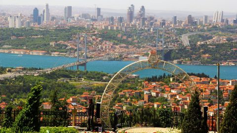 كيفية الوصول إلى تل العرائس من تقسيم