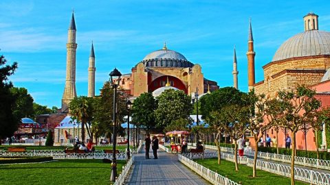 أفضل أنشطة عند زيارة ميدان السلطان احمد اسطنبول 2024