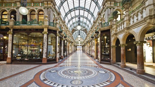 افضل أنشطة في ميدان فيكتوريا ليدز في انجلترا 2024