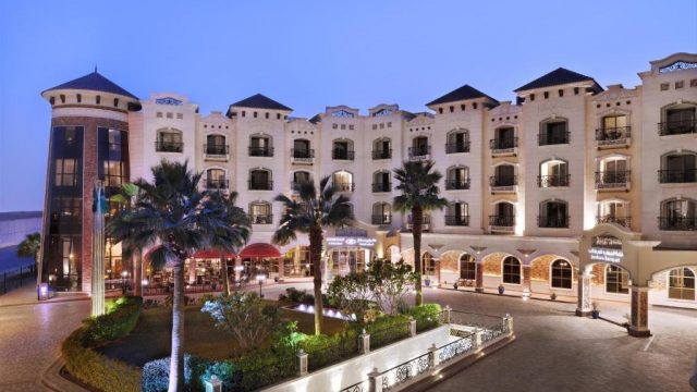 تقرير عن فندق تيارا الرياض