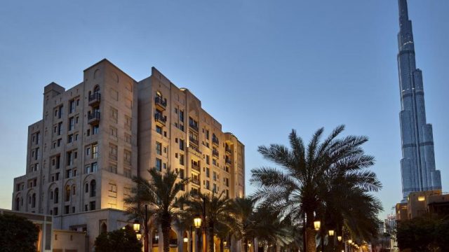 تقرير عن فندق المنزل دبي في الامارات شامل الأسعار ونظام الإقامة 2024
