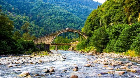 أفضل أنشطة عند نهر فارتينا دارسي في ريزا 2024