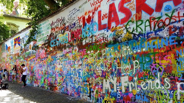 أفضل أنشطة قرب جدار لينون في براغ التشيك 2024