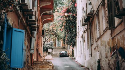 افضل شوارع لبنان التي ننصح بزيارتها 2024