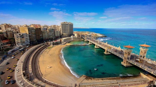 أفضل أنشطة في شاطئ ستانلي الاسكندرية بنصح بزيارتها